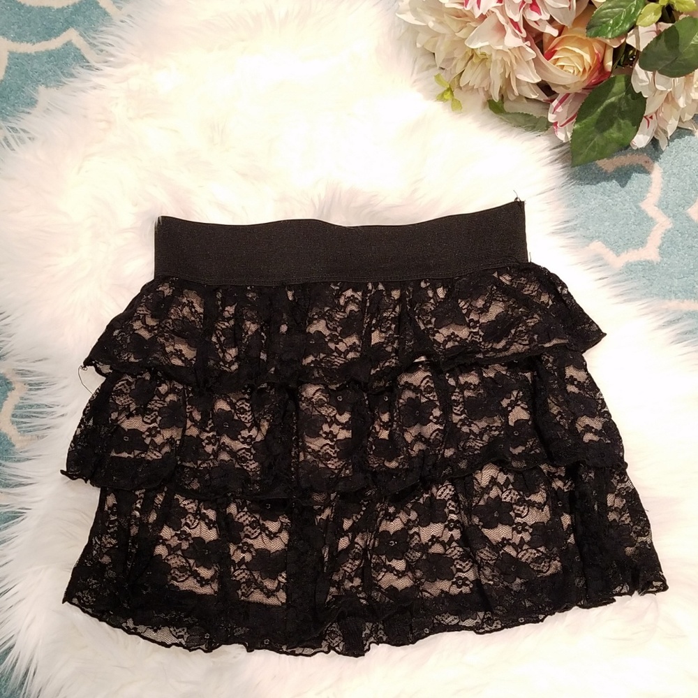 Sensational Collection Tiered Ruffeled Skirt